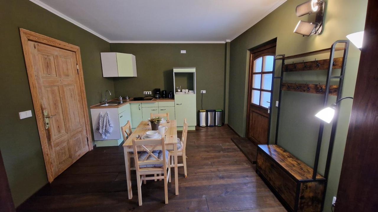 Waldsieversdorf Liebevoll Sanierte Altbauwohnung מראה חיצוני תמונה